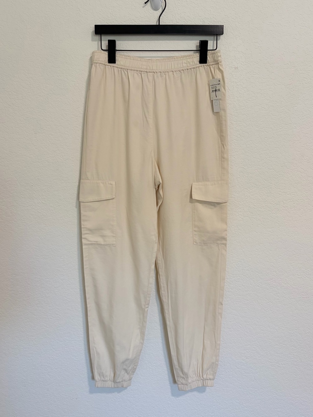 NWT Ivory Abound Cargo Pants Size S